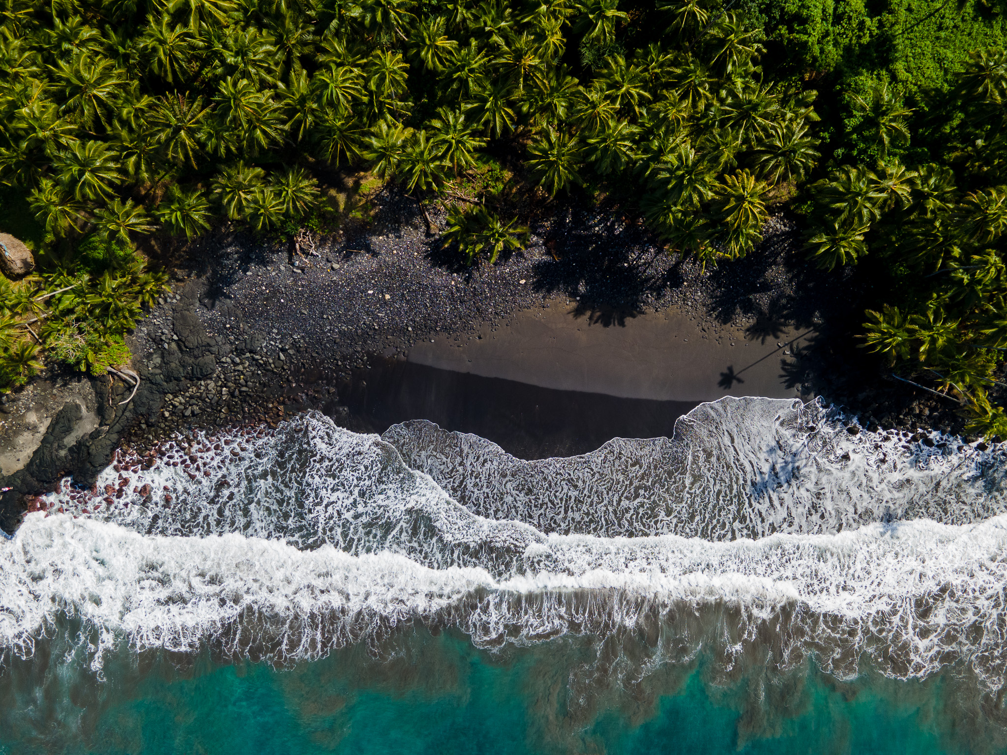 Nuu black sand beach