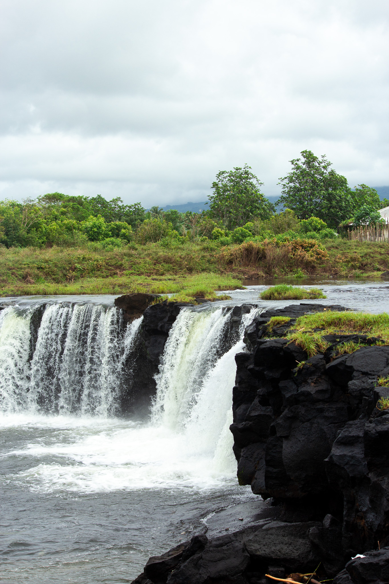 Mu Pagoa Waterfall