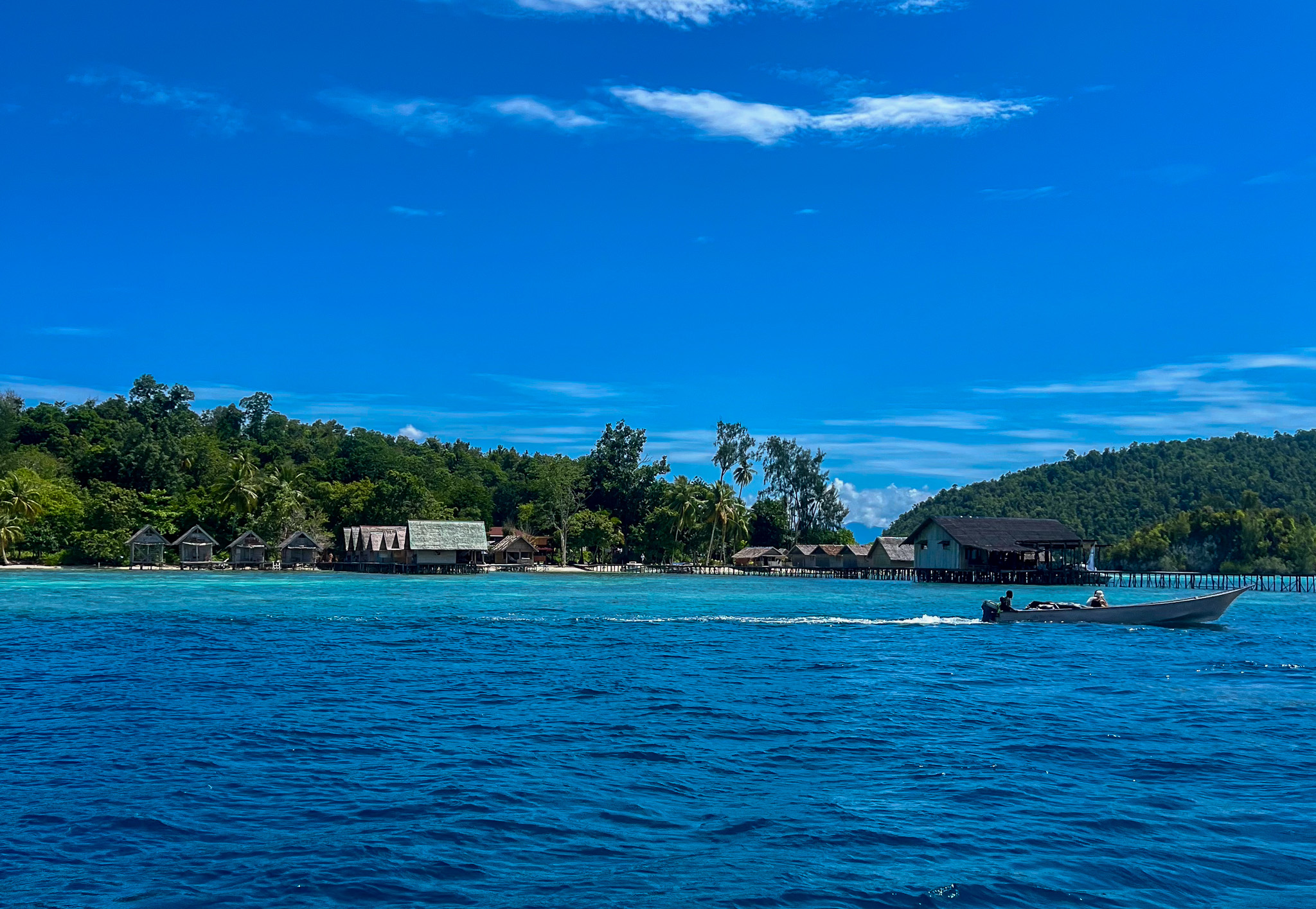 Grand soleil à Kri aux Raja Ampat