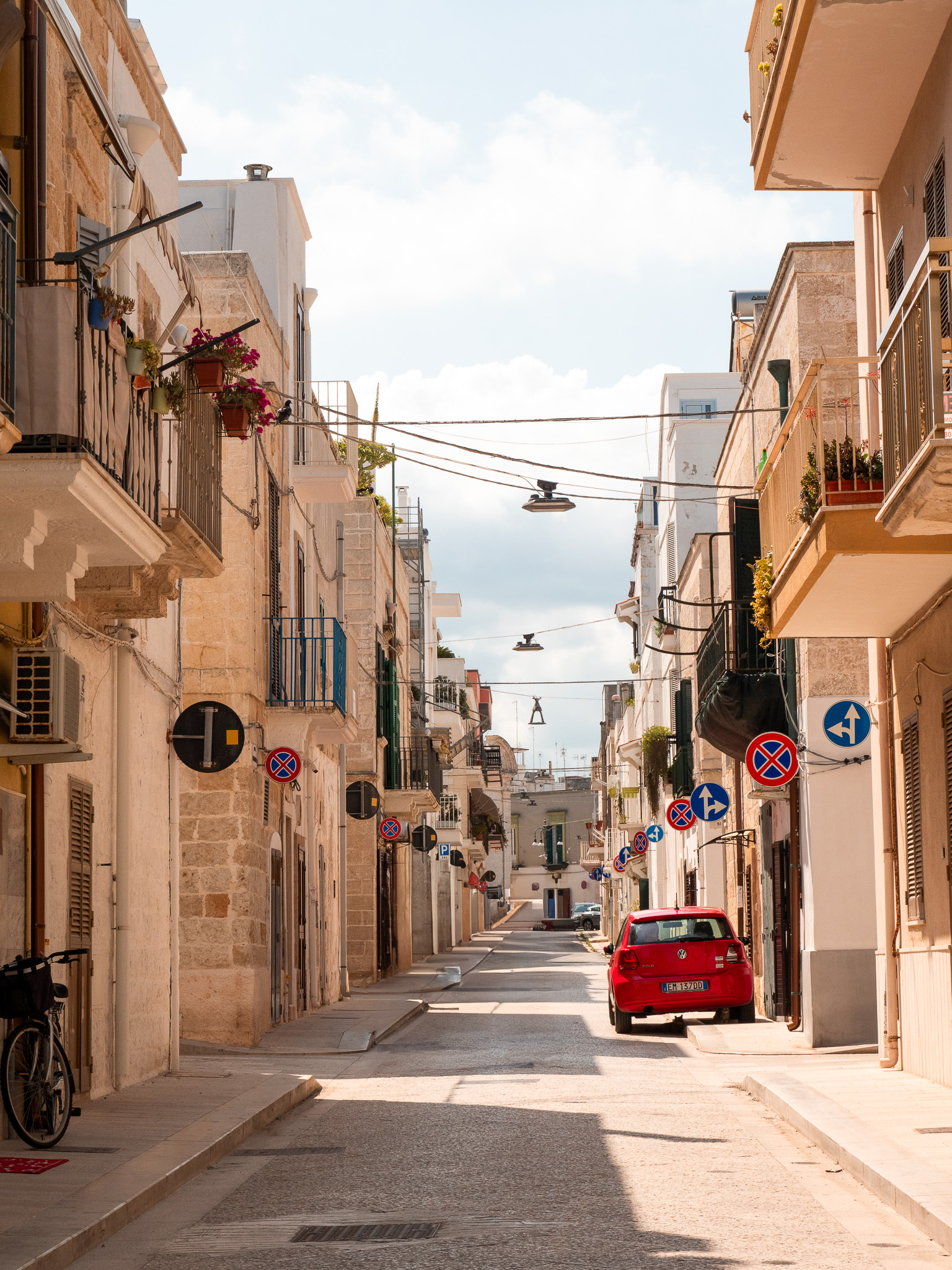Rue Polignano A Mare