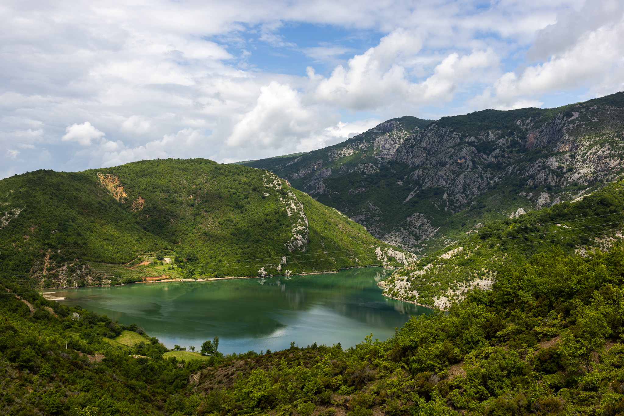 Lac de Komani - Albanie